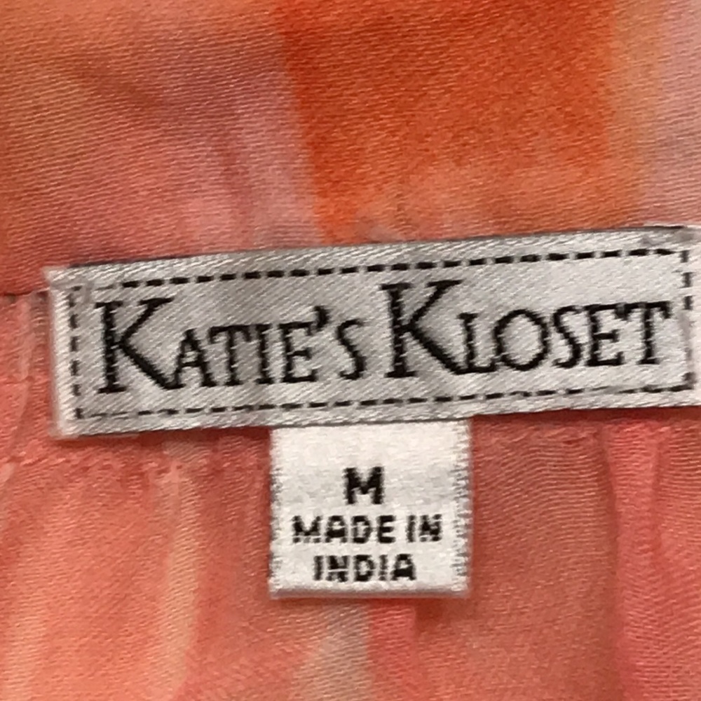 Katie’ Kloset brand Women’s Top - Picture 3 of 8
